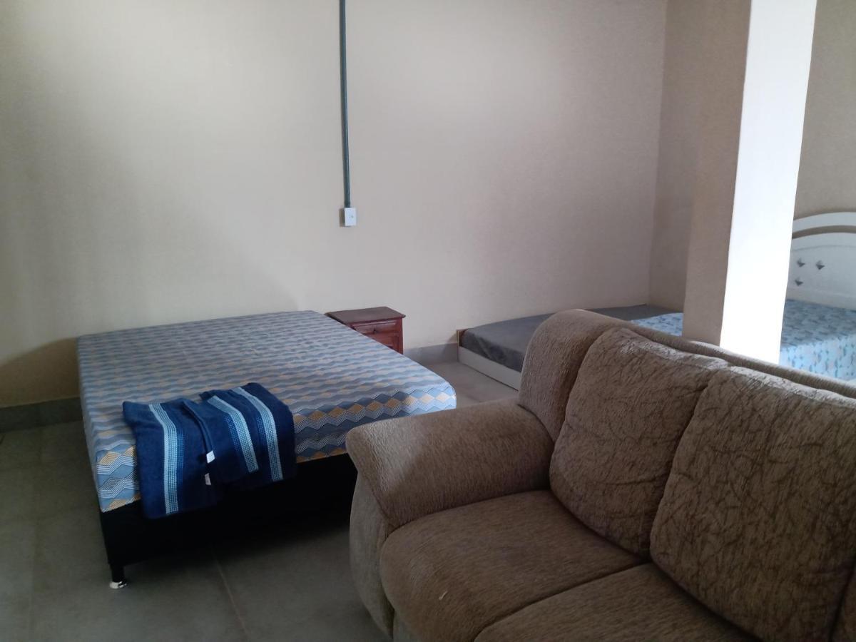 Casa aconchegante em Cabo frio, perto de tudo e com garagem 64m2 Cabo Frio Exterior foto